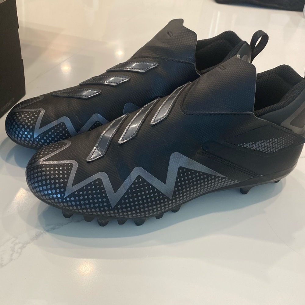 adidas football cleats size 6